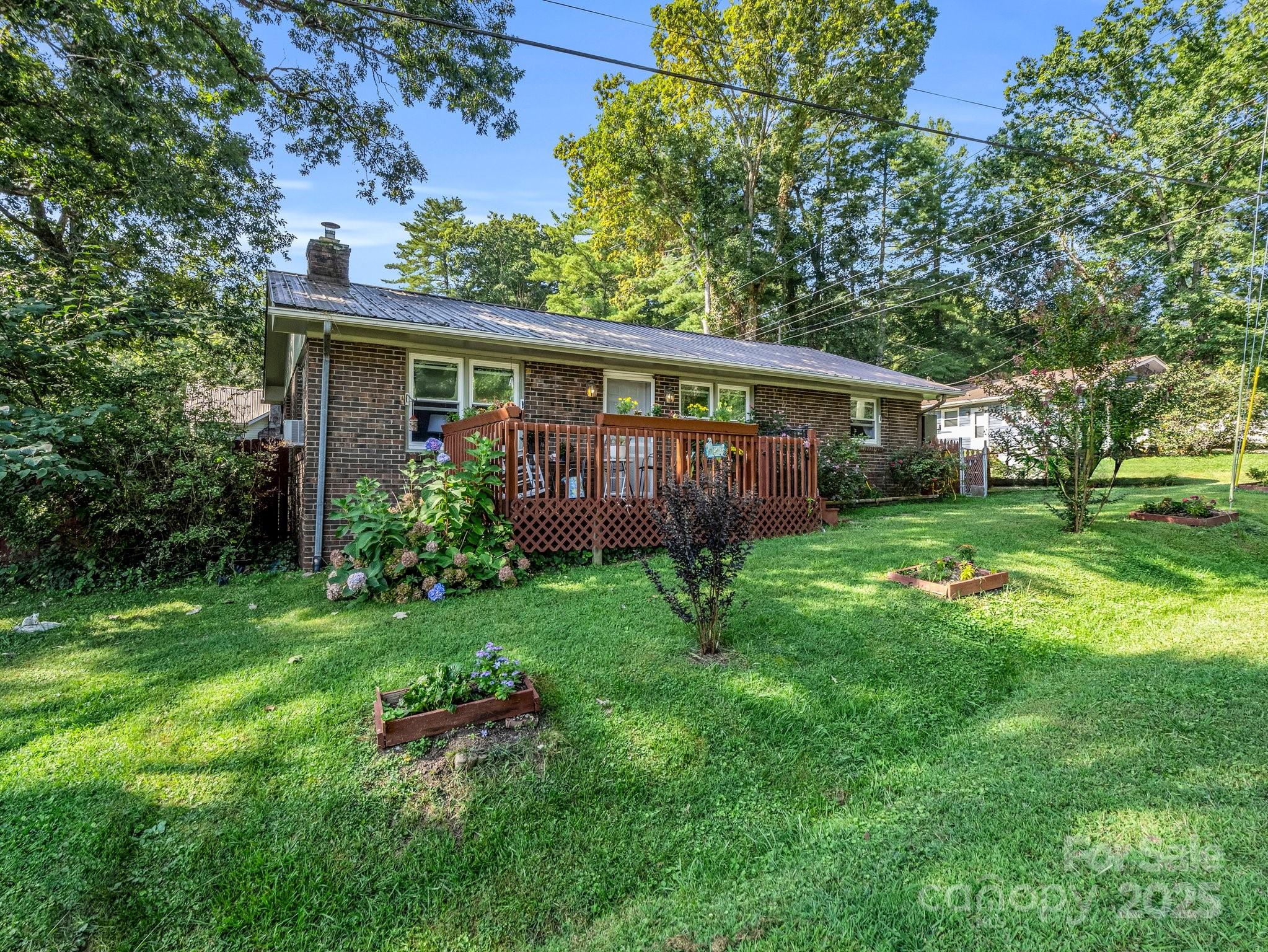 285 Cosmos Drive