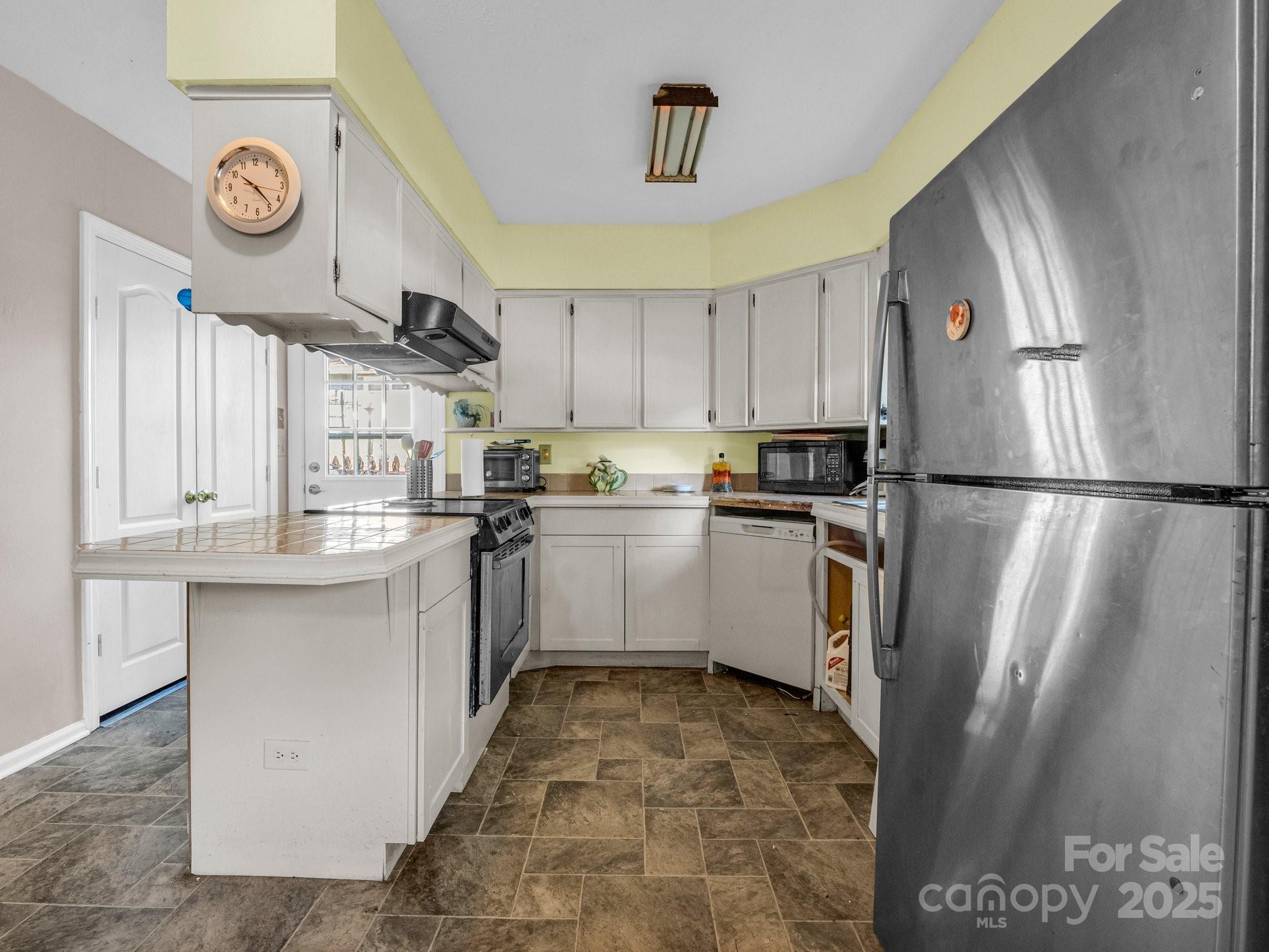 285 Cosmos Drive