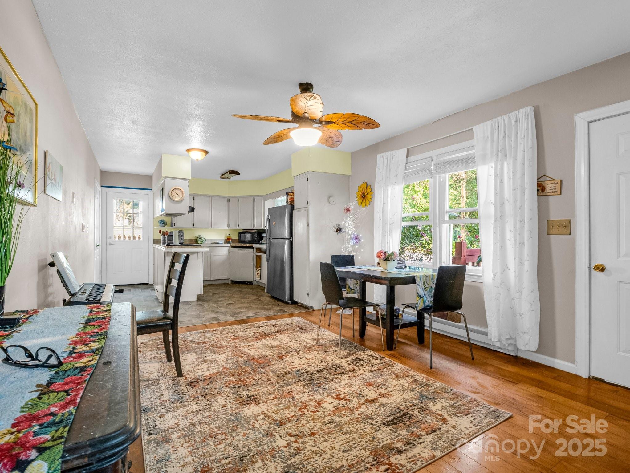 285 Cosmos Drive