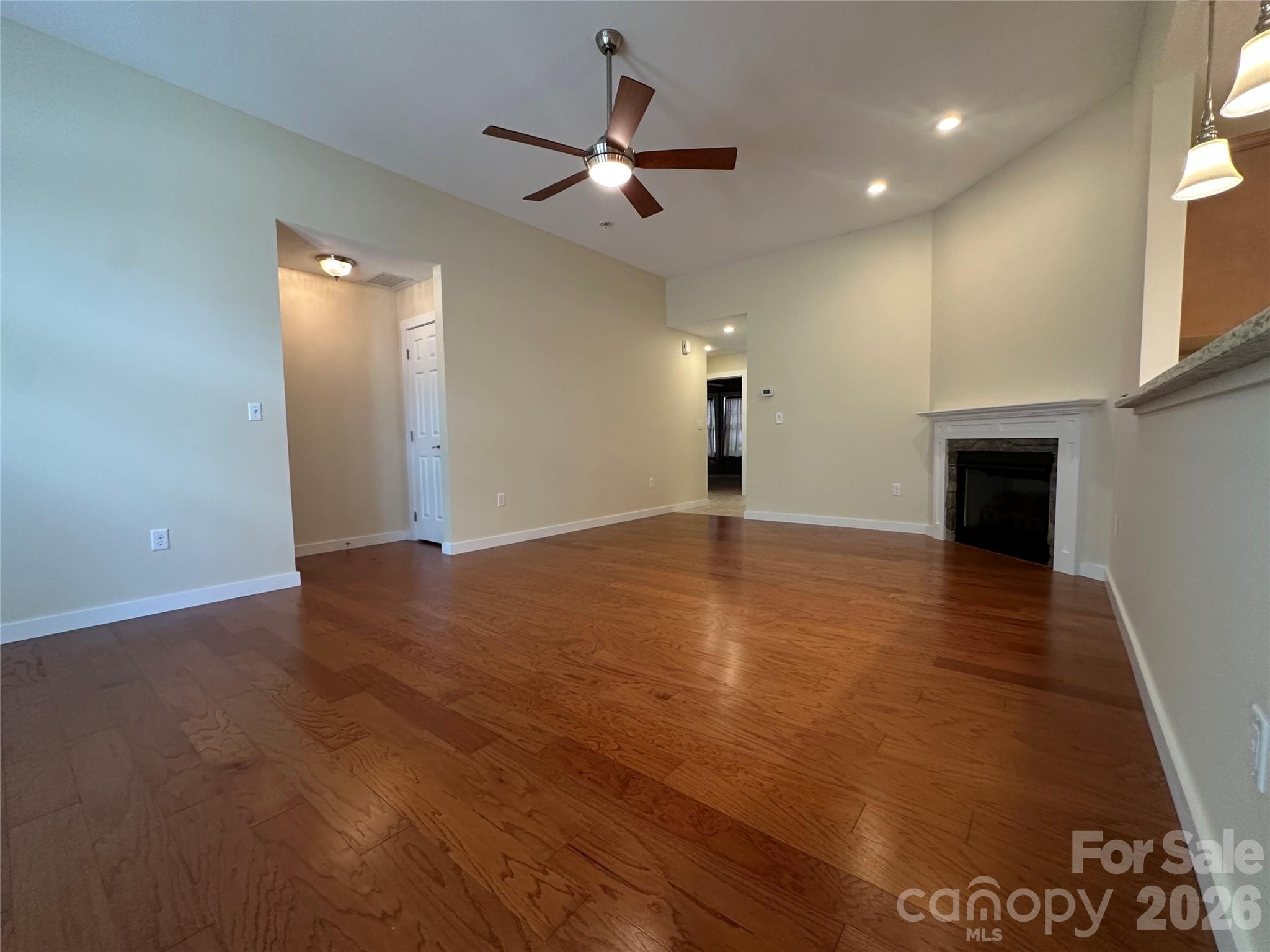 29 Kaylor Drive Unit: TH38