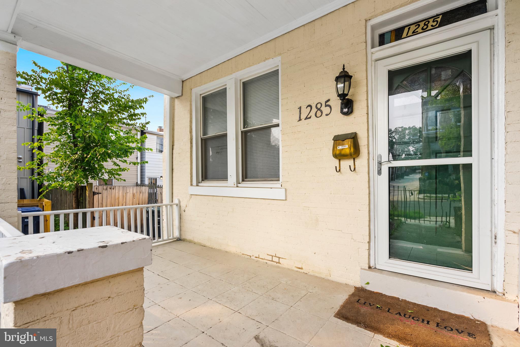 1285 Owen Pl NE