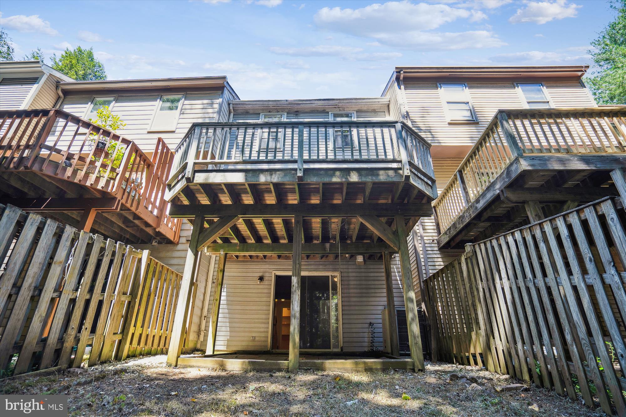 14637 Almanac Dr