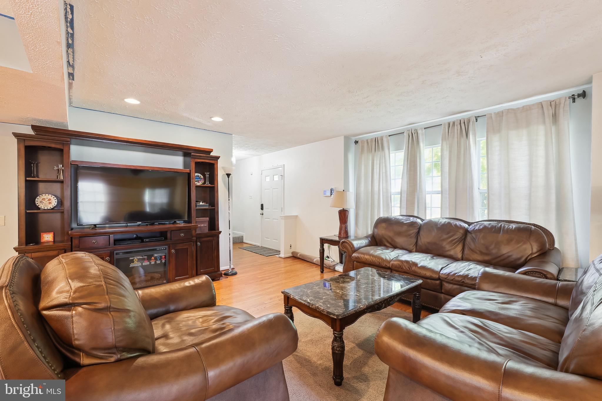 9571 Fort Foote Rd