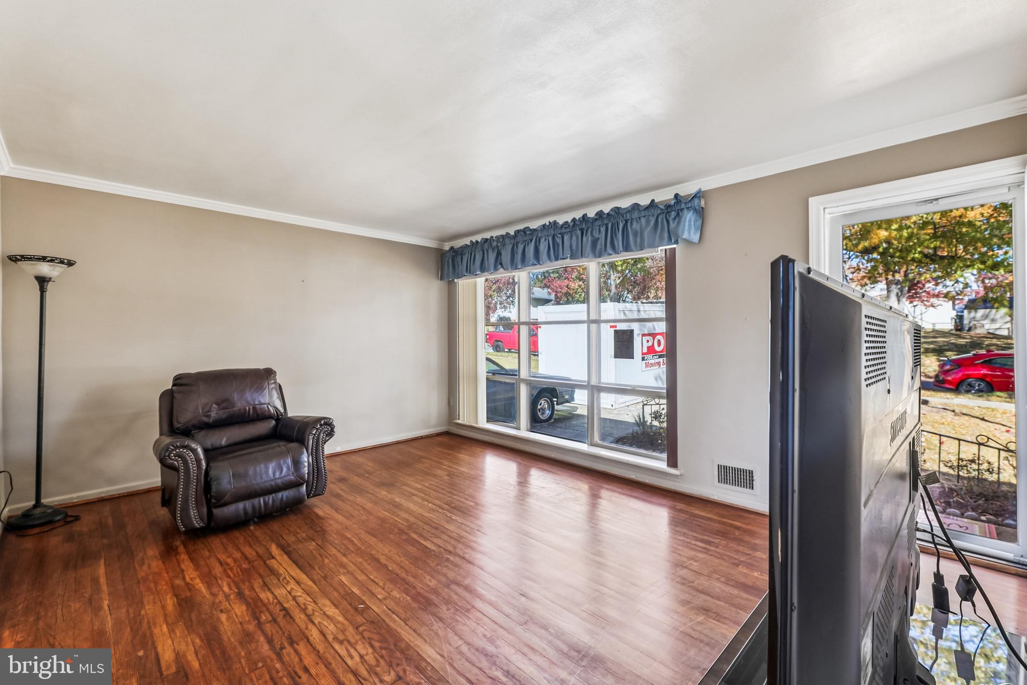 8407 QUINTANA STREET