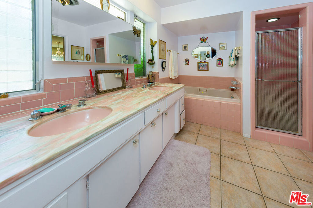 2321 Coldwater Canyon Drive