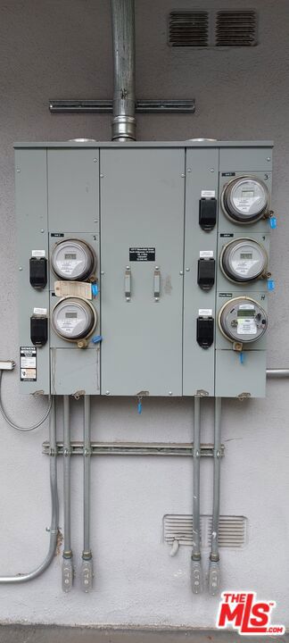 10717 Bloomfield Street