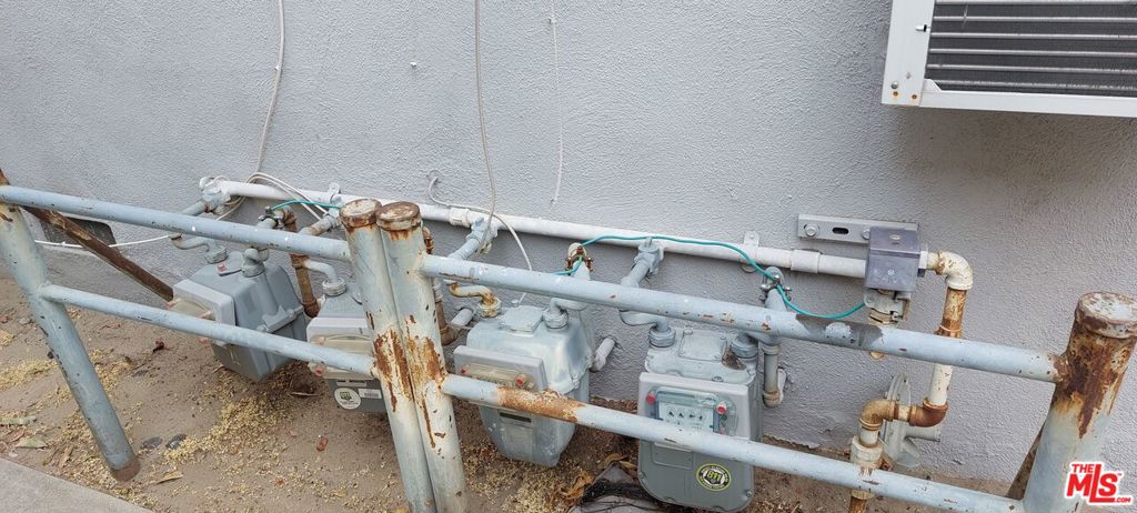 10717 Bloomfield Street