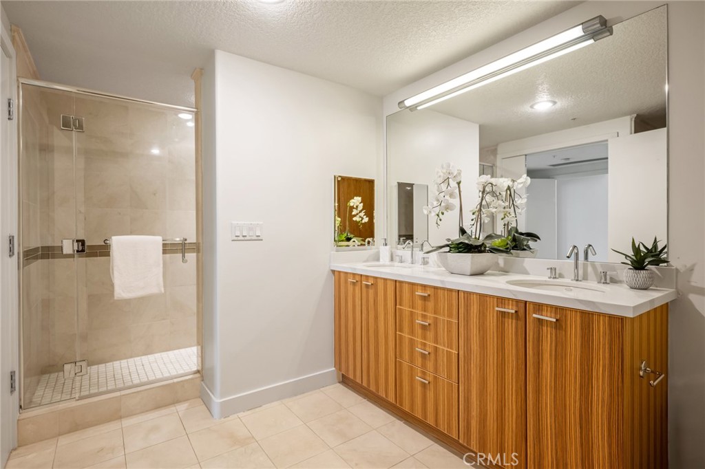 3131 Michelson Drive 1702