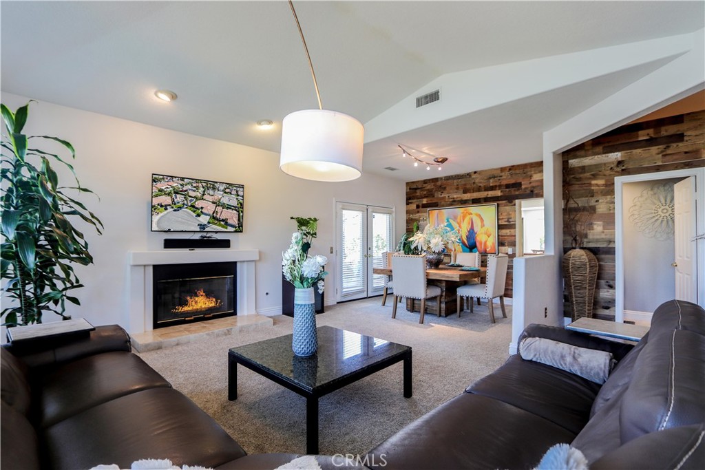 44250 Indian Canyon Lane