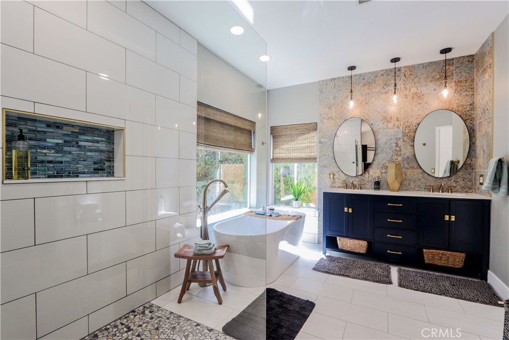 44250 Indian Canyon Lane