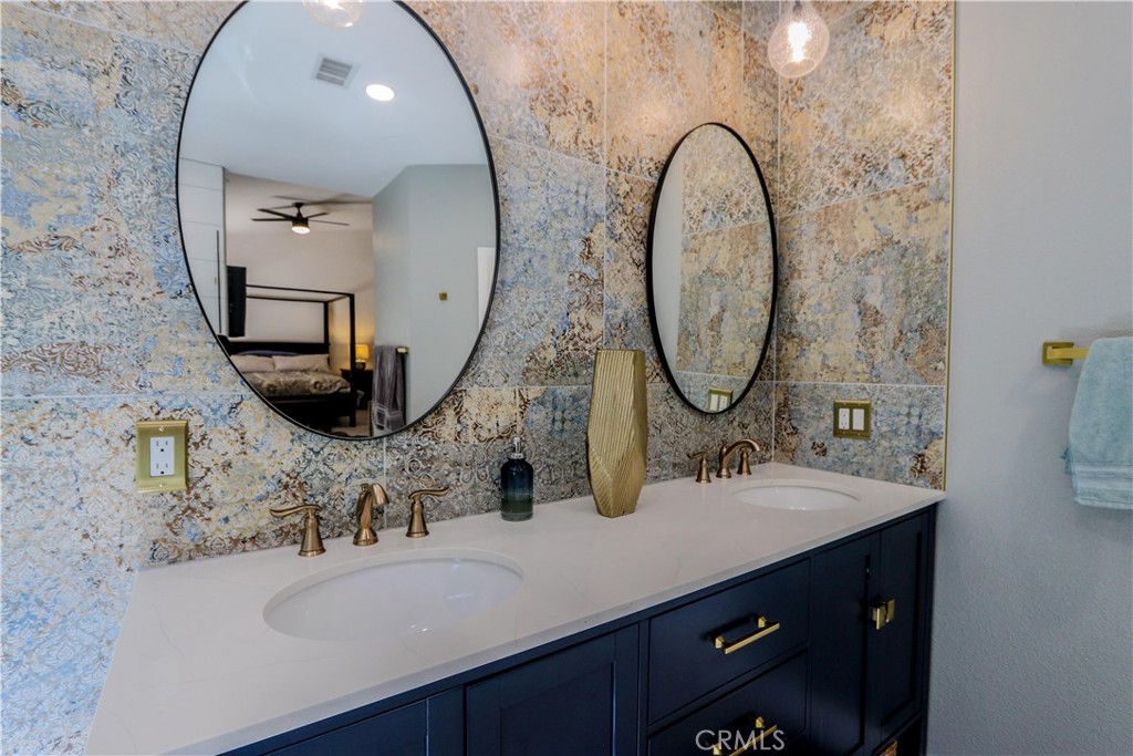 44250 Indian Canyon Lane