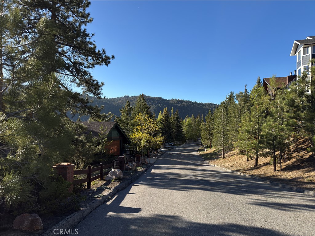 589 Cove Drive