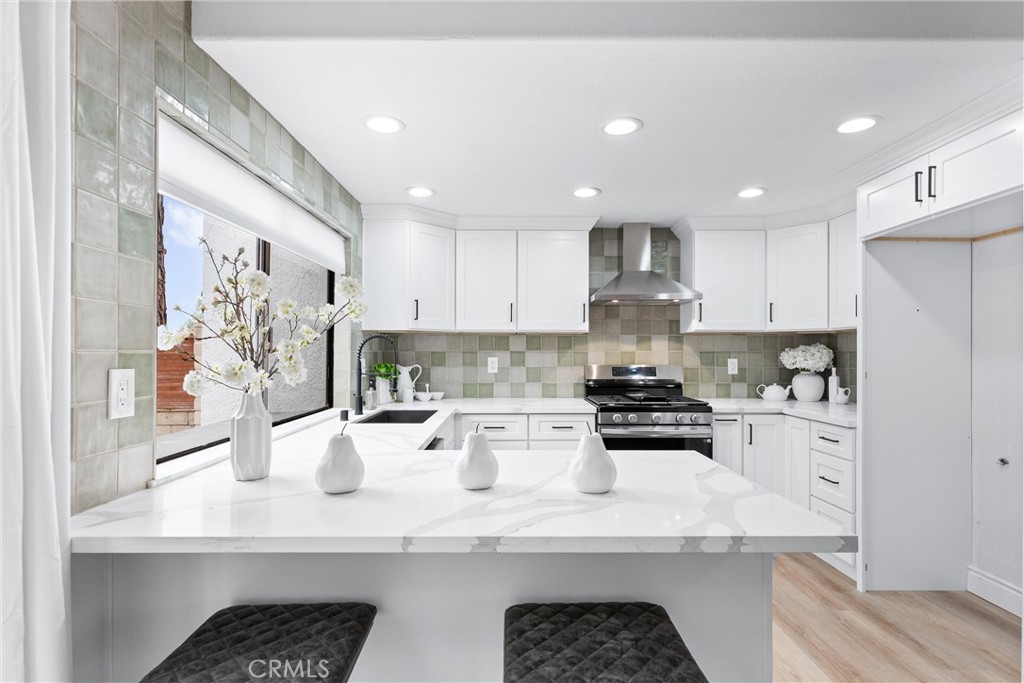 31206 Calle San Pedro