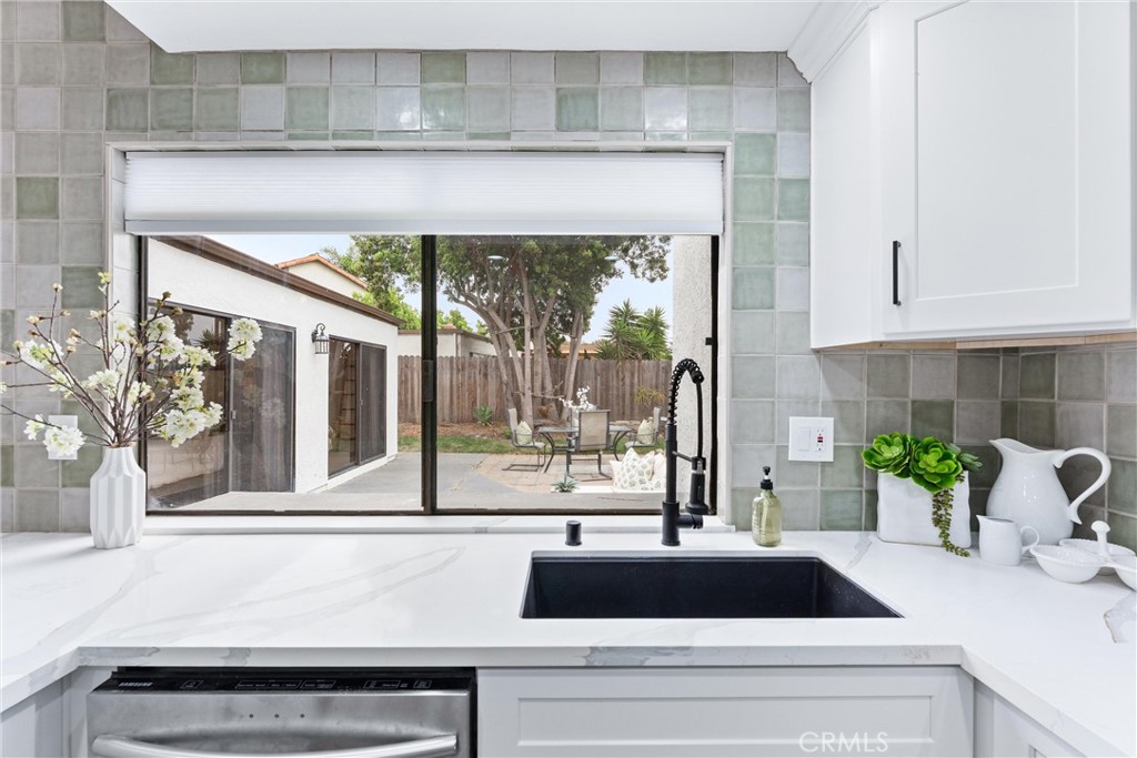 31206 Calle San Pedro