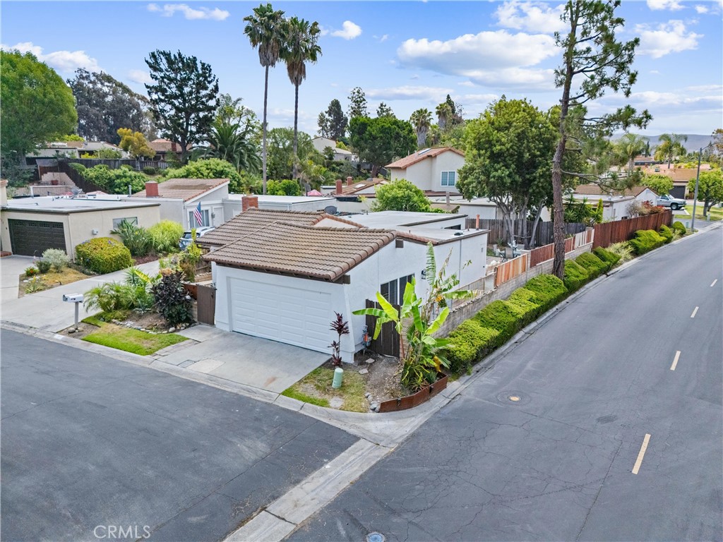 31206 Calle San Pedro