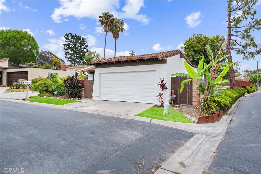 31206 Calle San Pedro