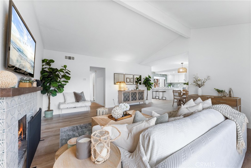 31206 Calle San Pedro