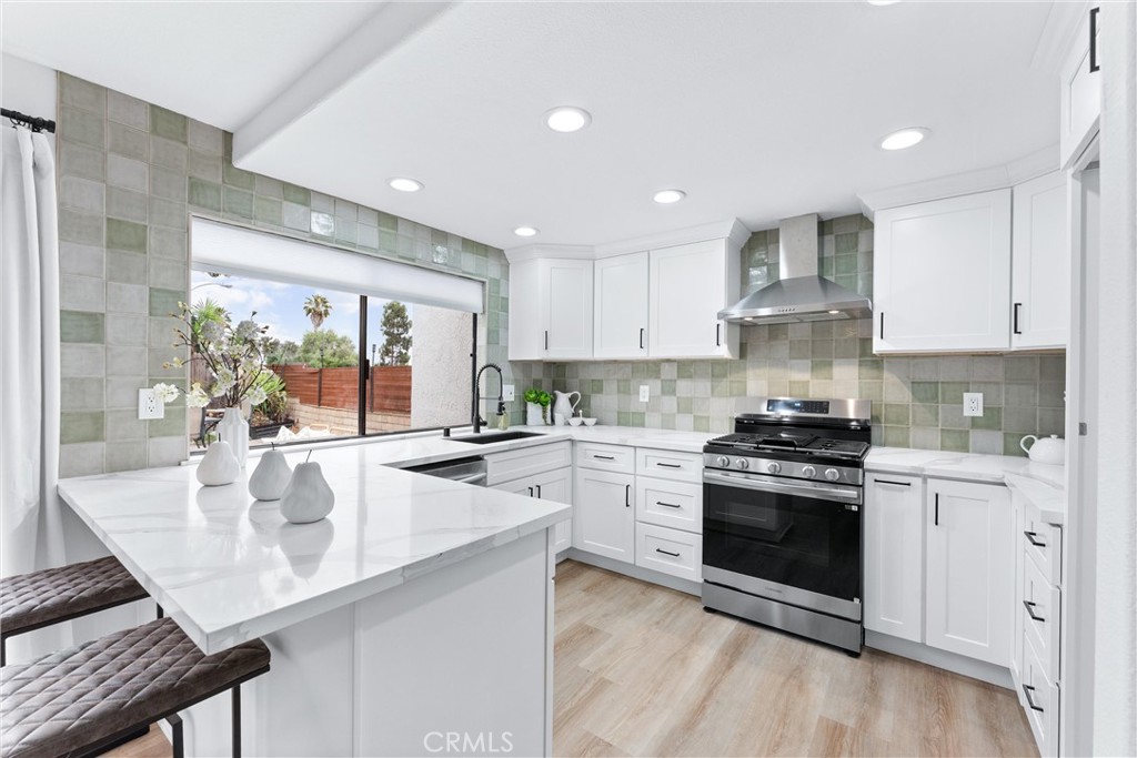 31206 Calle San Pedro