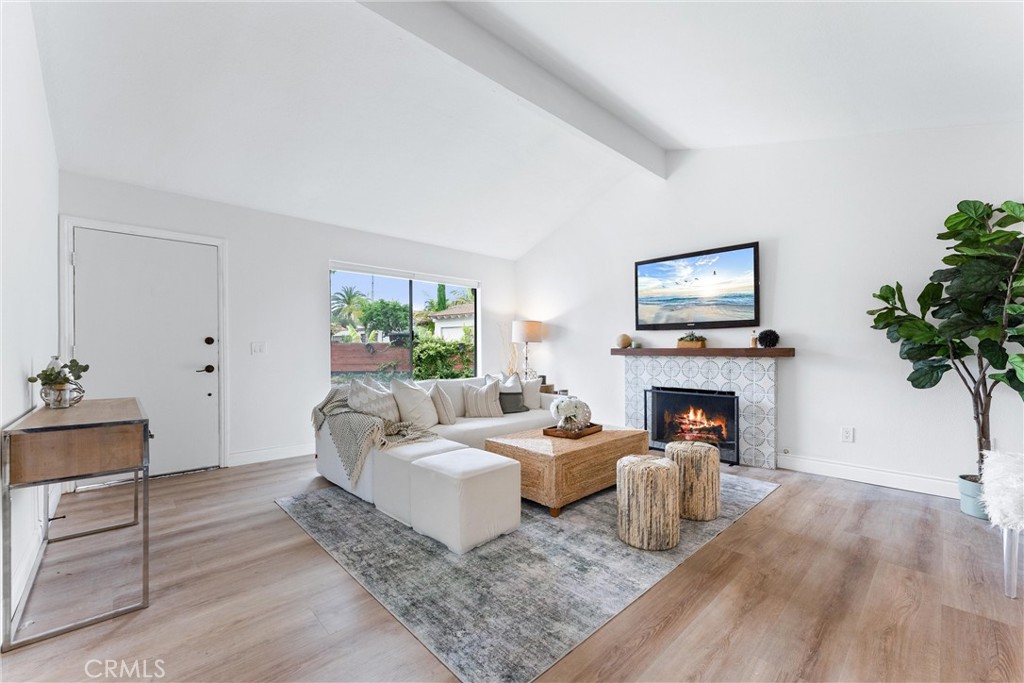 31206 Calle San Pedro