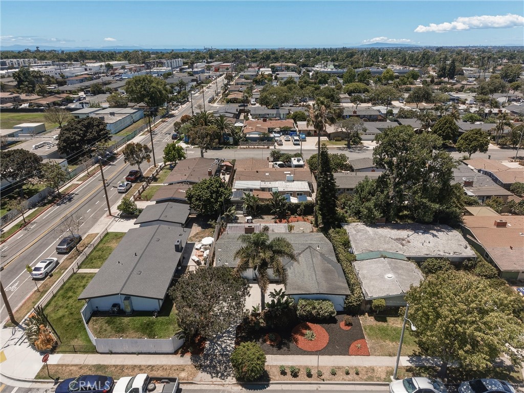 2107 Pomona