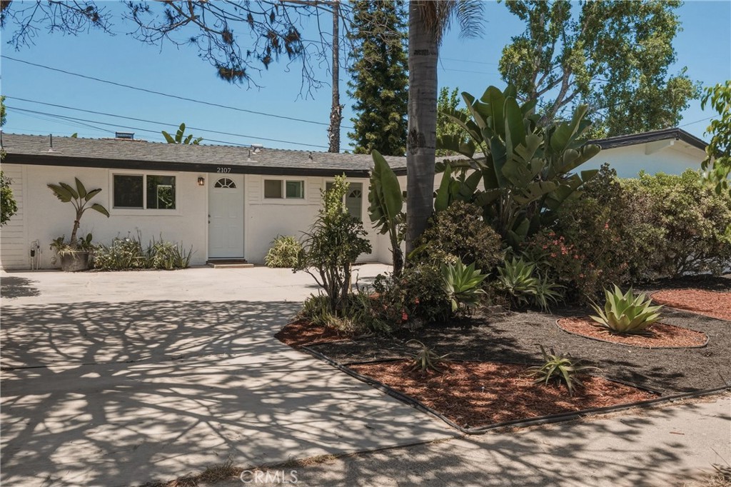2107 Pomona