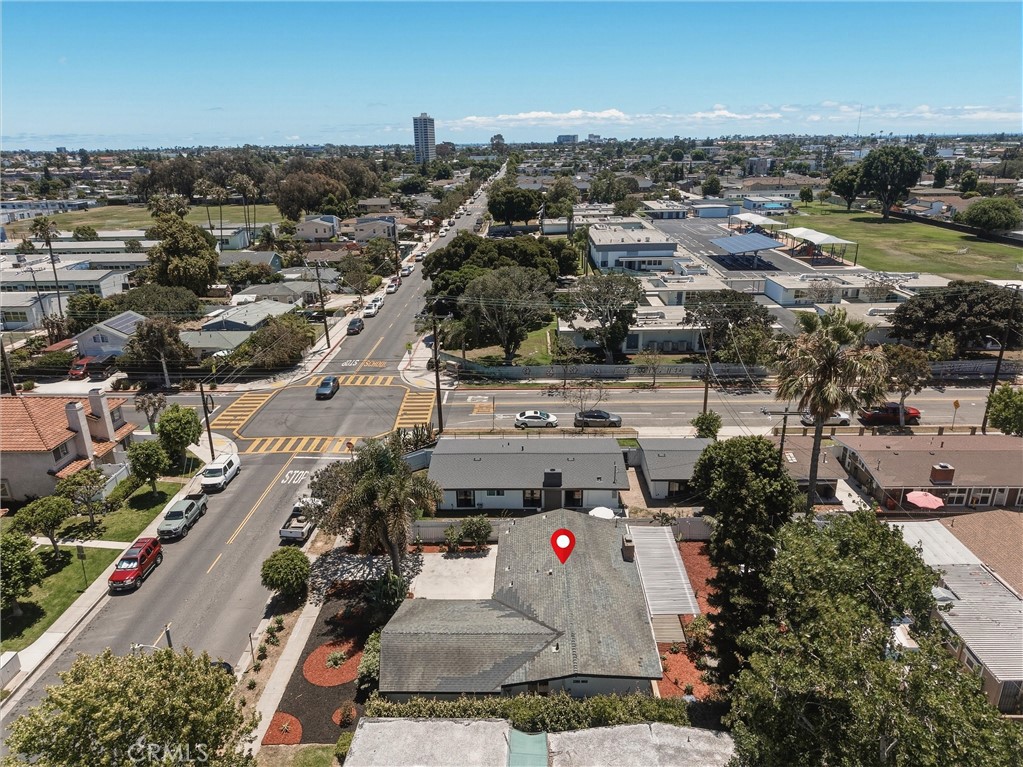 2107 Pomona