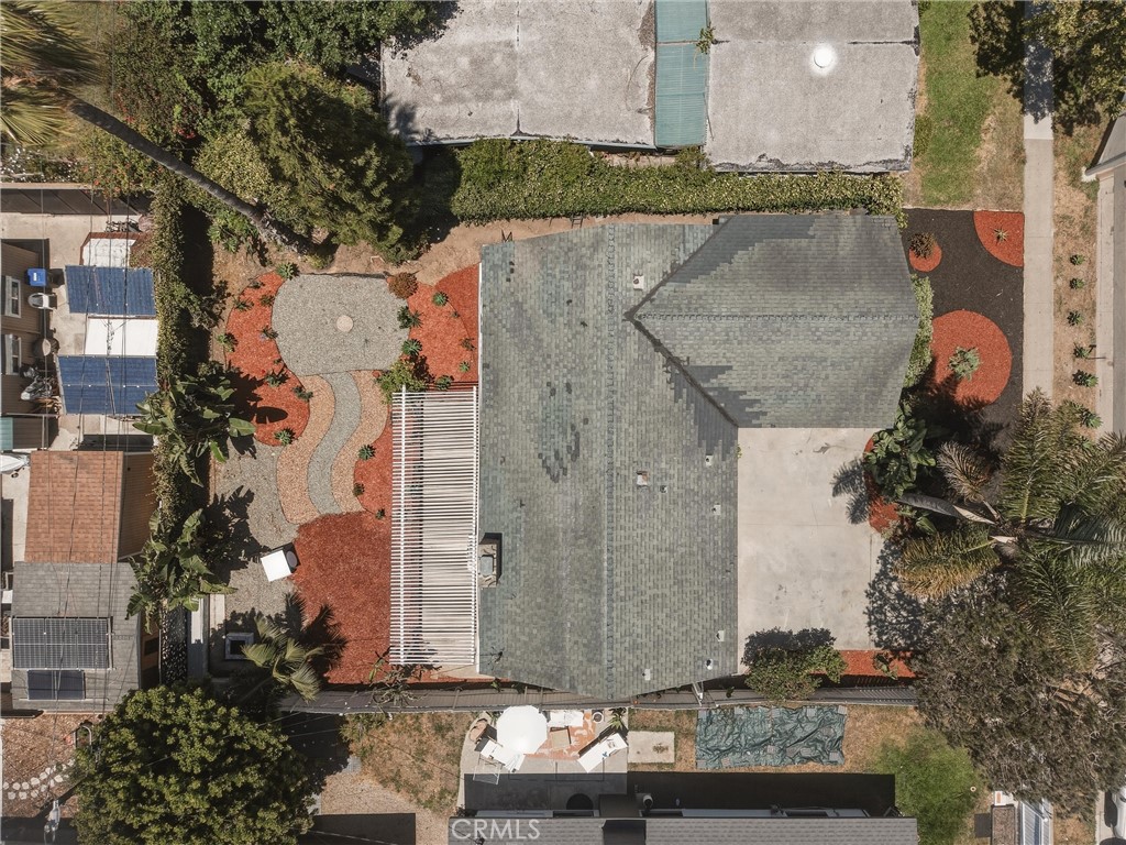 2107 Pomona
