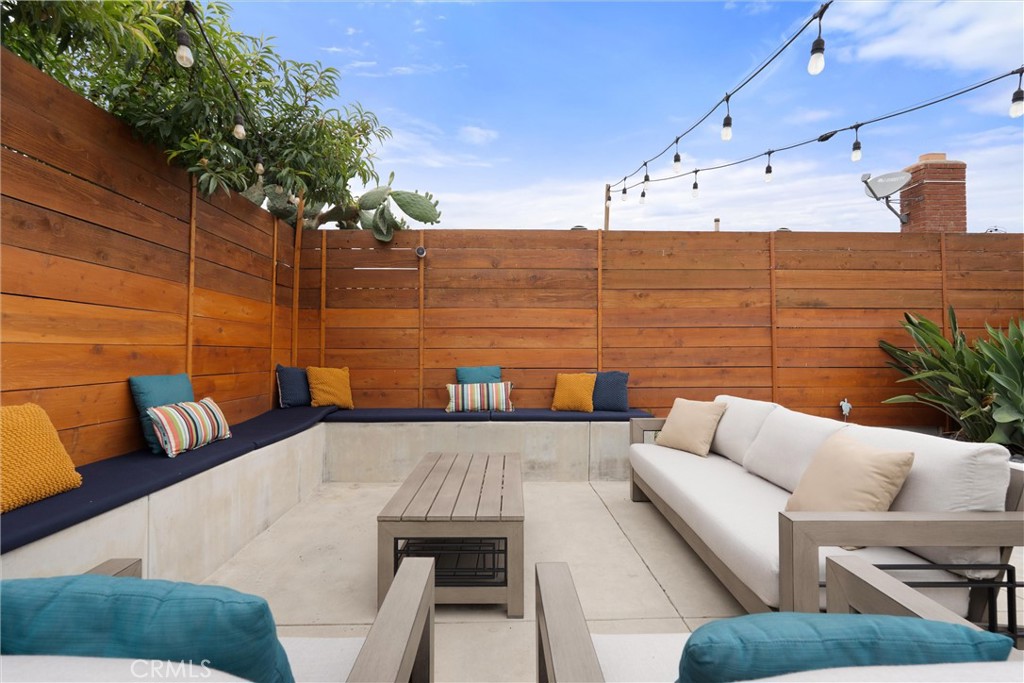 2422 S Salta Street