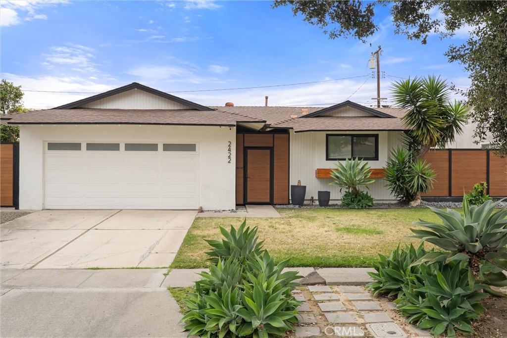 2422 S Salta Street