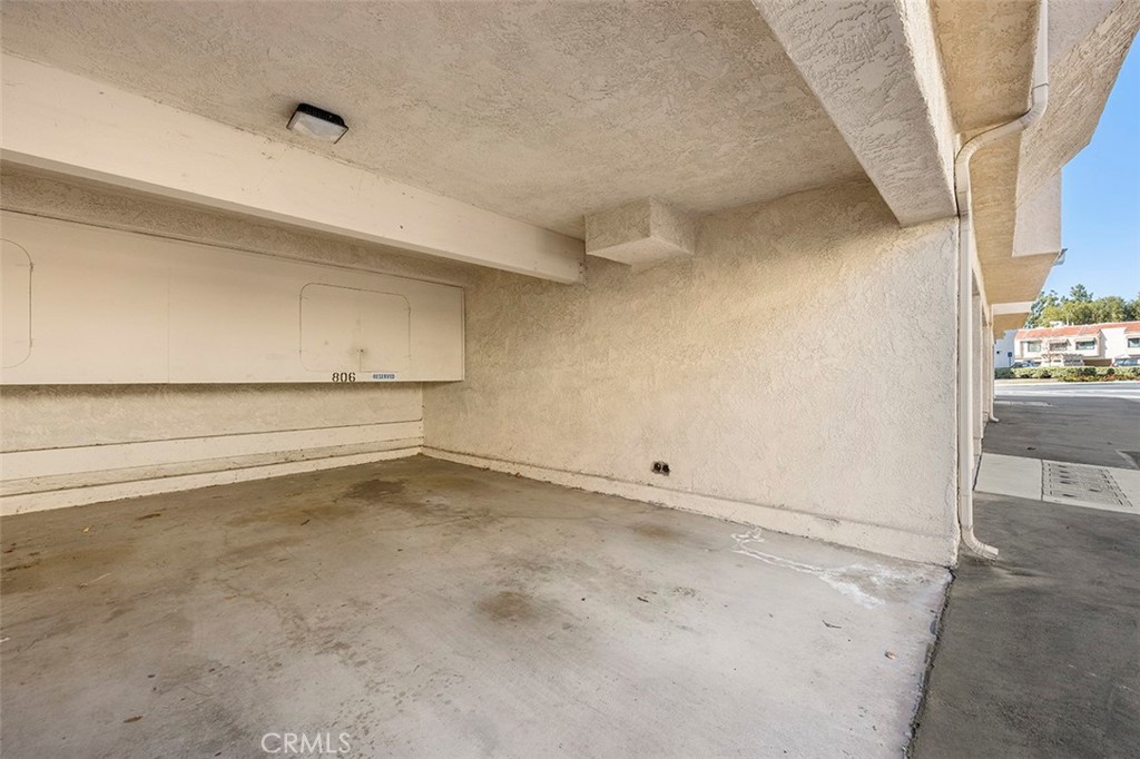 11 Martinique Street 261