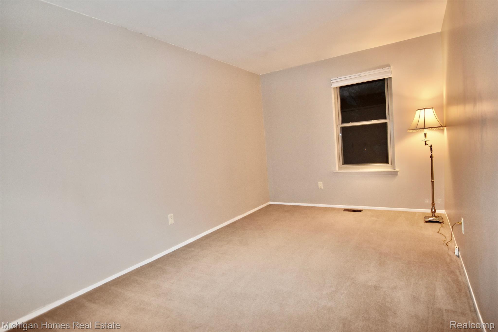 44784 HUNTINGTON Drive