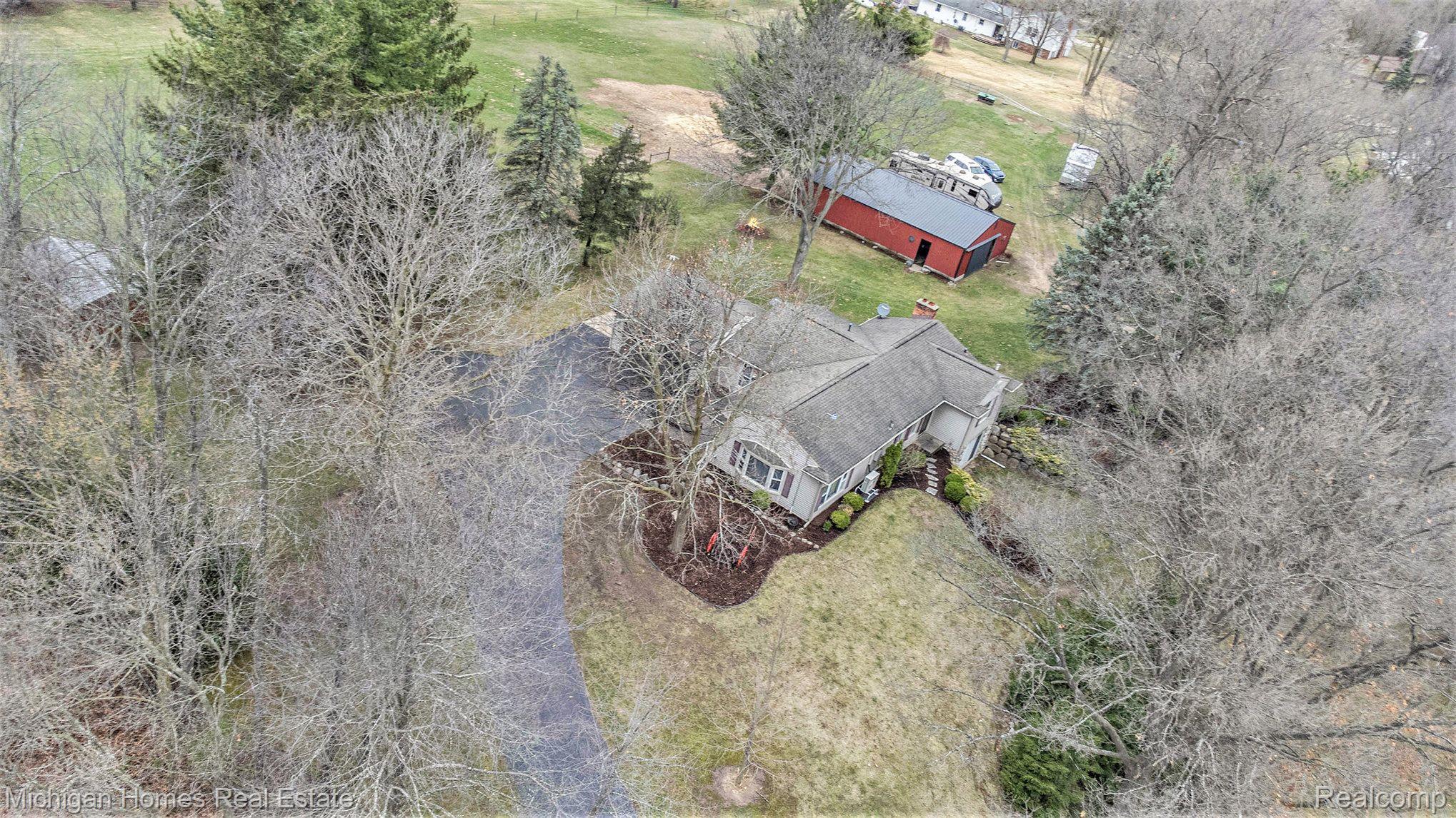 3915 N LATSON Road