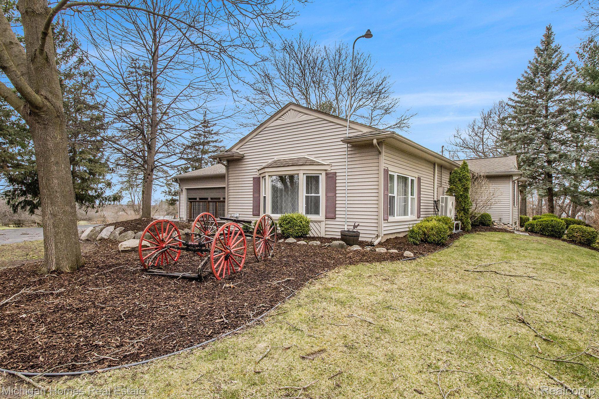 3915 N LATSON Road