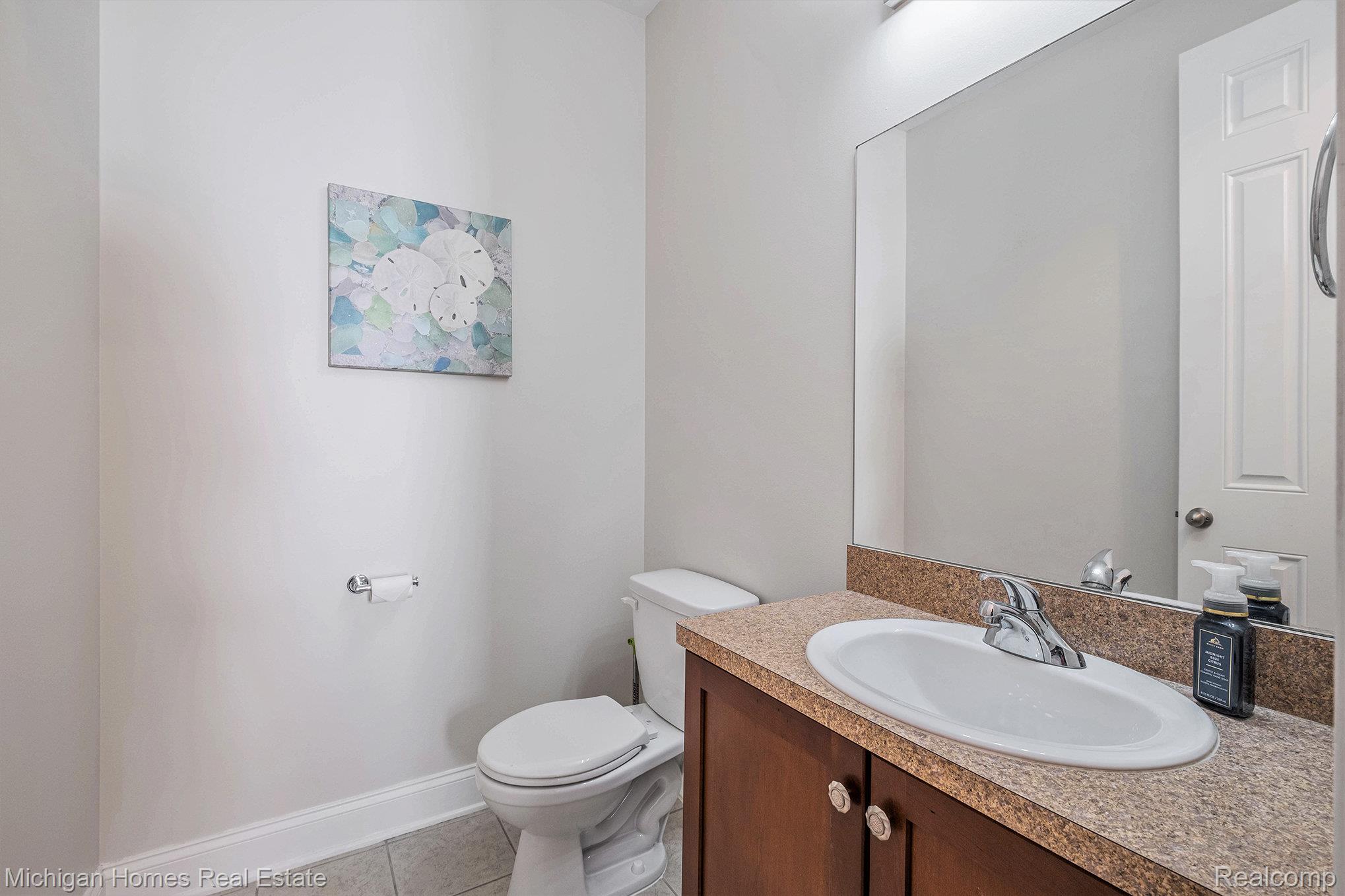 8096 Peninsula Circle