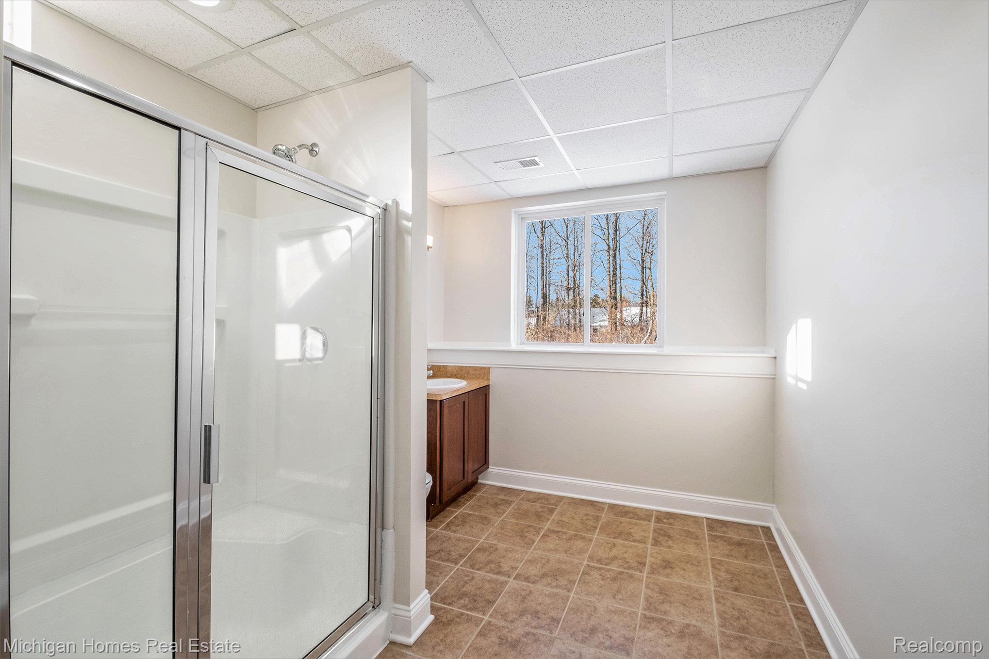 8096 Peninsula Circle