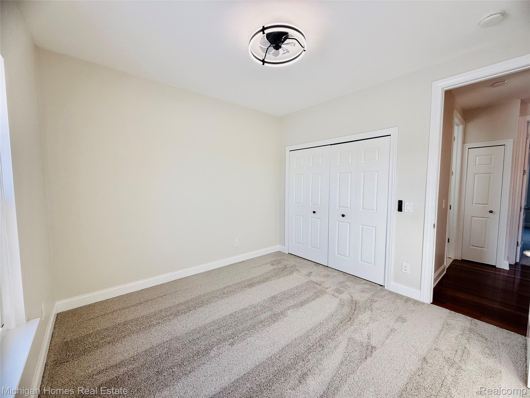 8096 Peninsula Circle