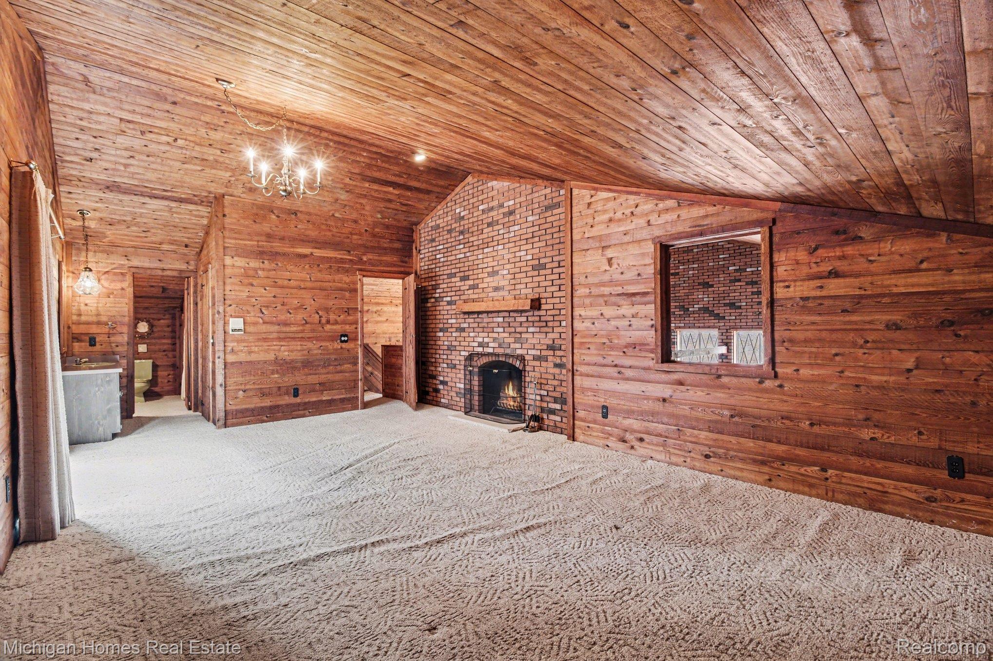 885 Rustic Village Lane