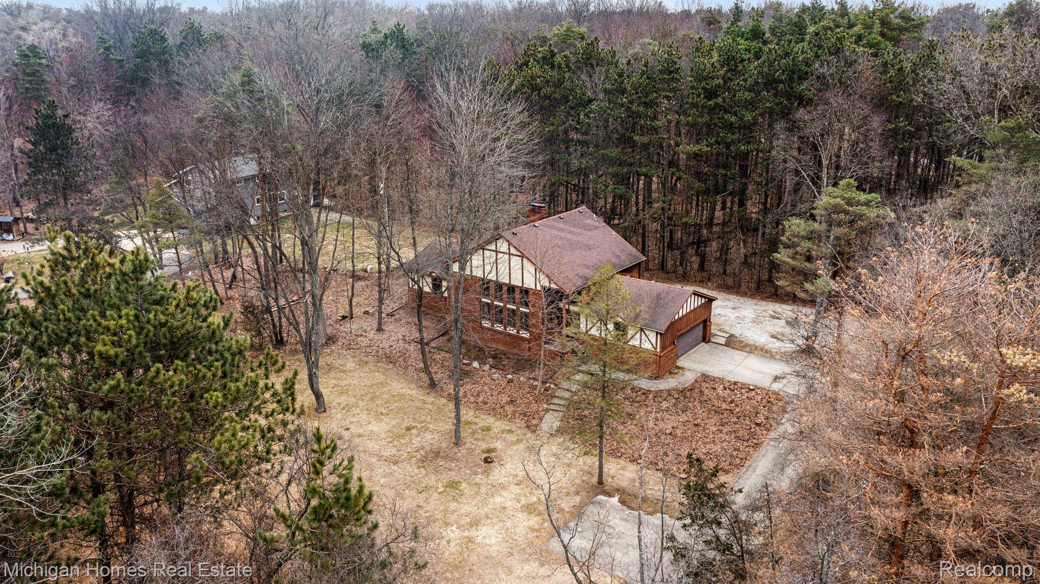 885 Rustic Village Lane