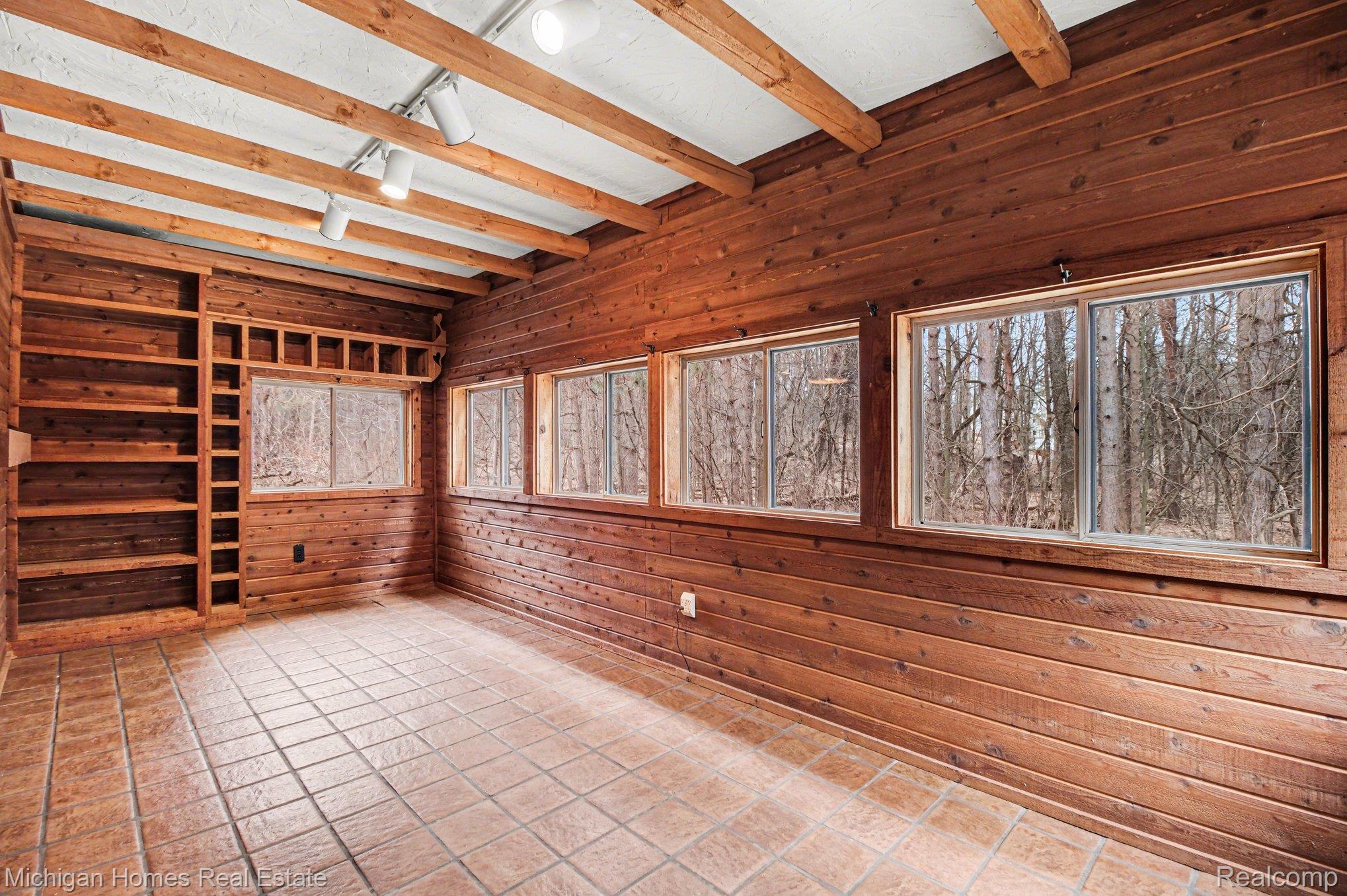 885 Rustic Village Lane