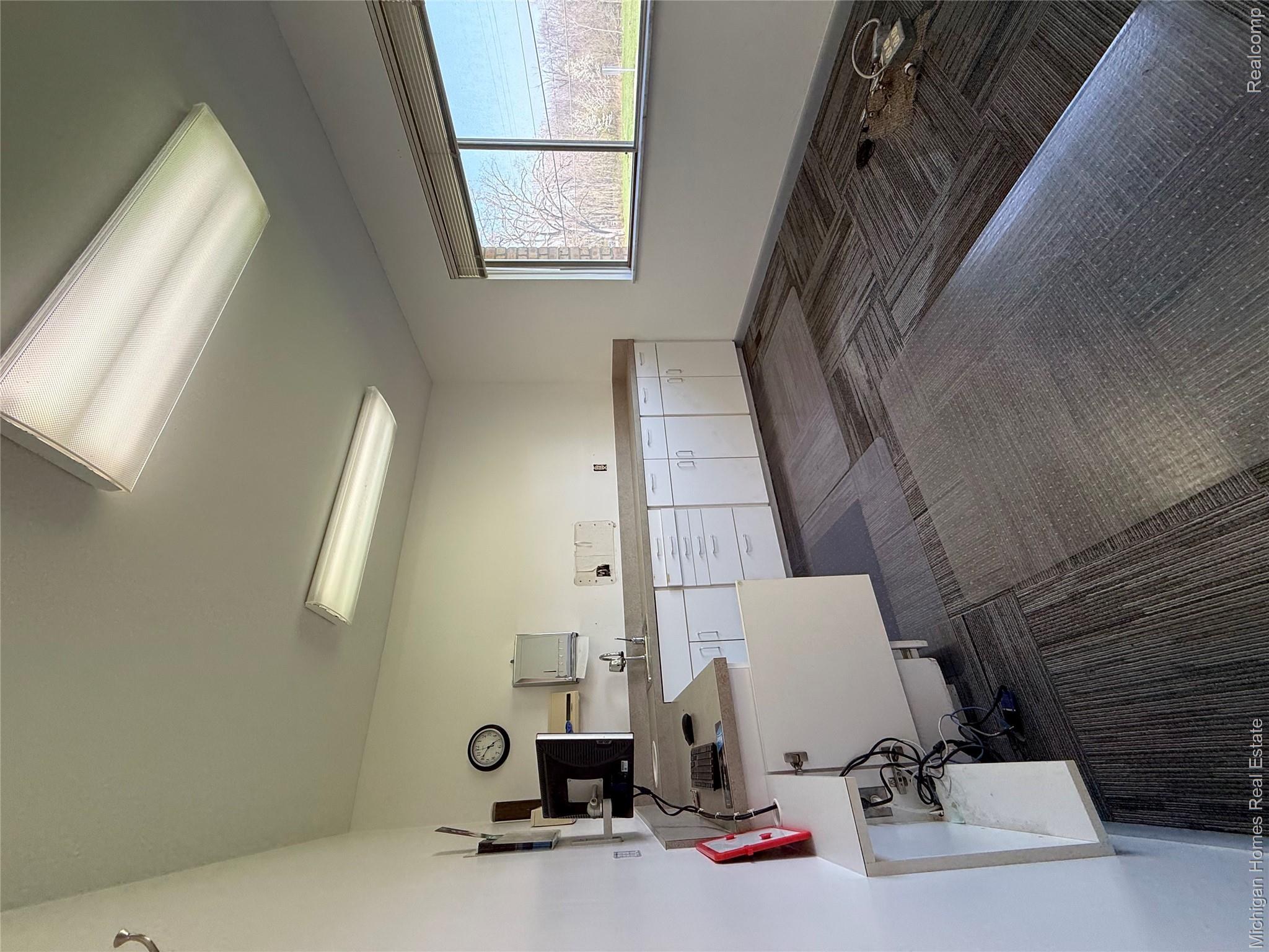 2290 E HILL Road Unit: 201 A
