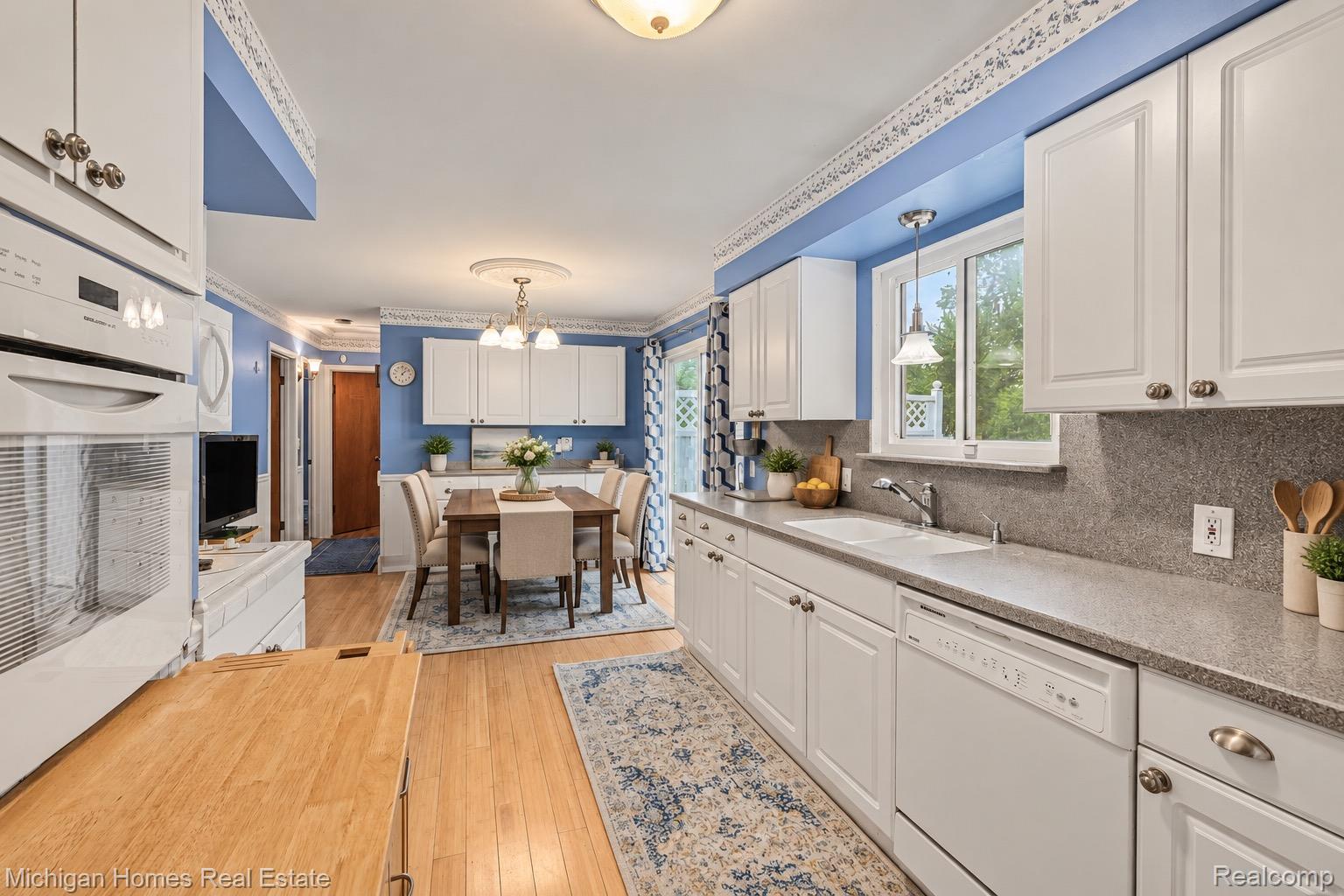 1052 Barbara Street