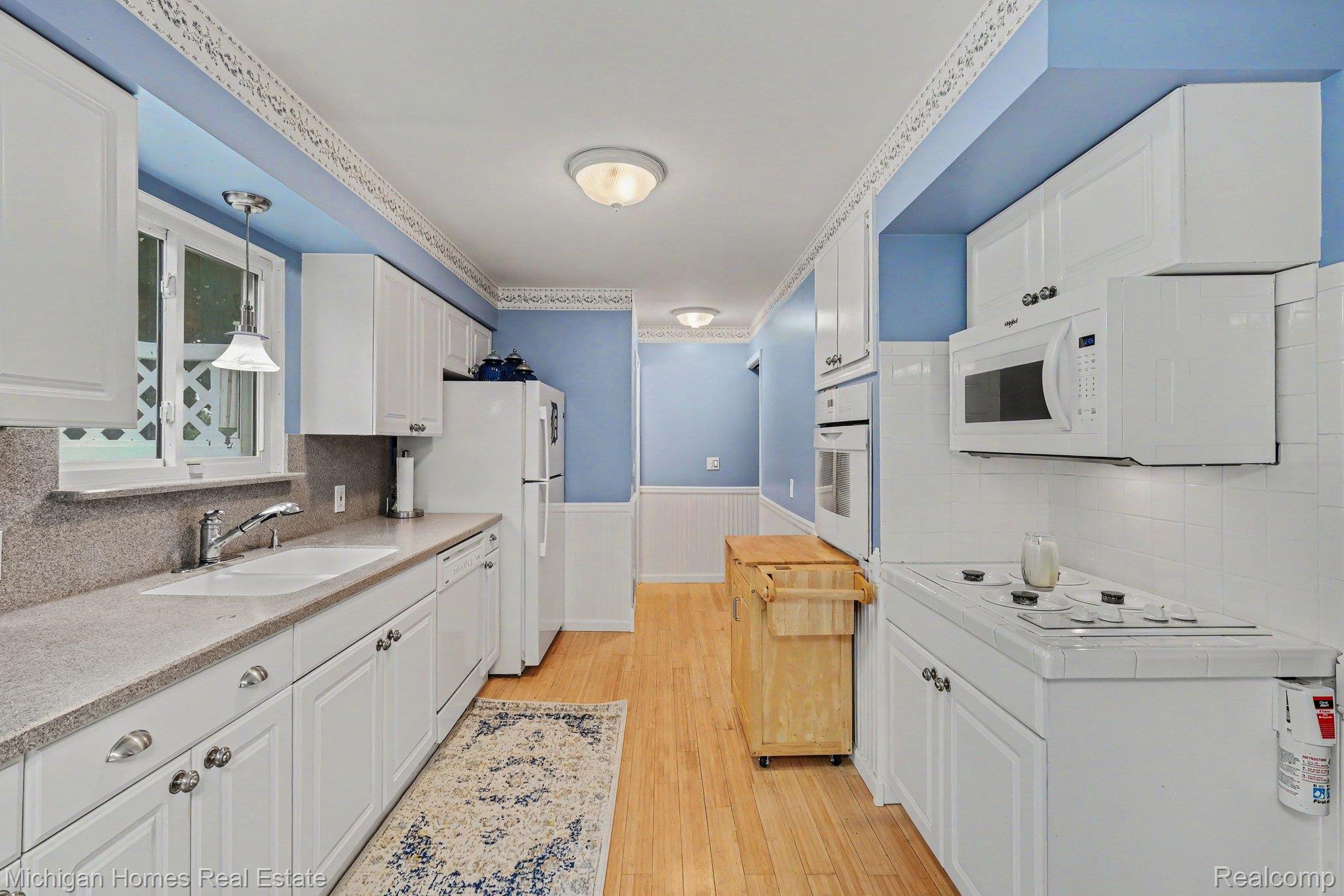 1052 Barbara Street