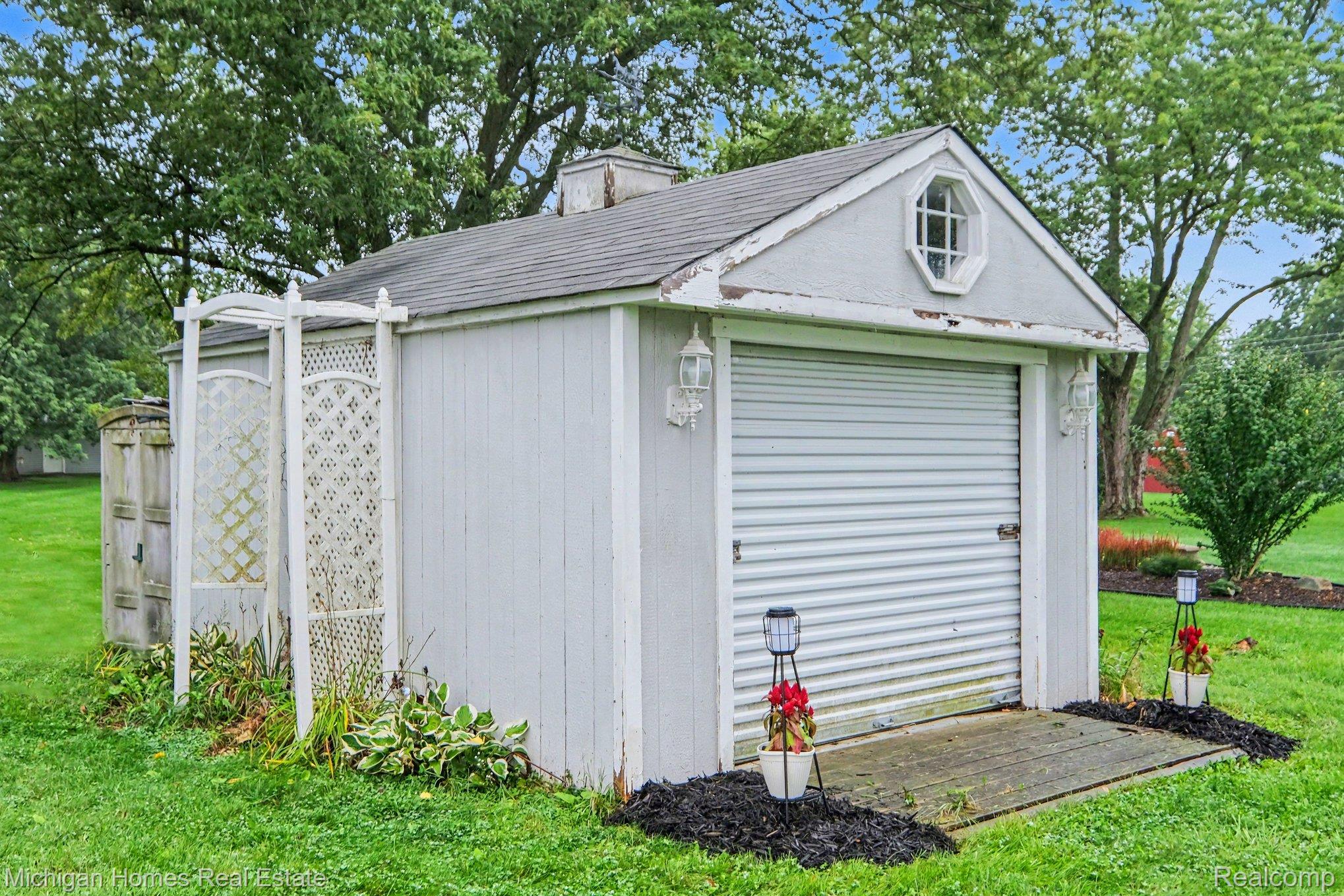 1052 Barbara Street
