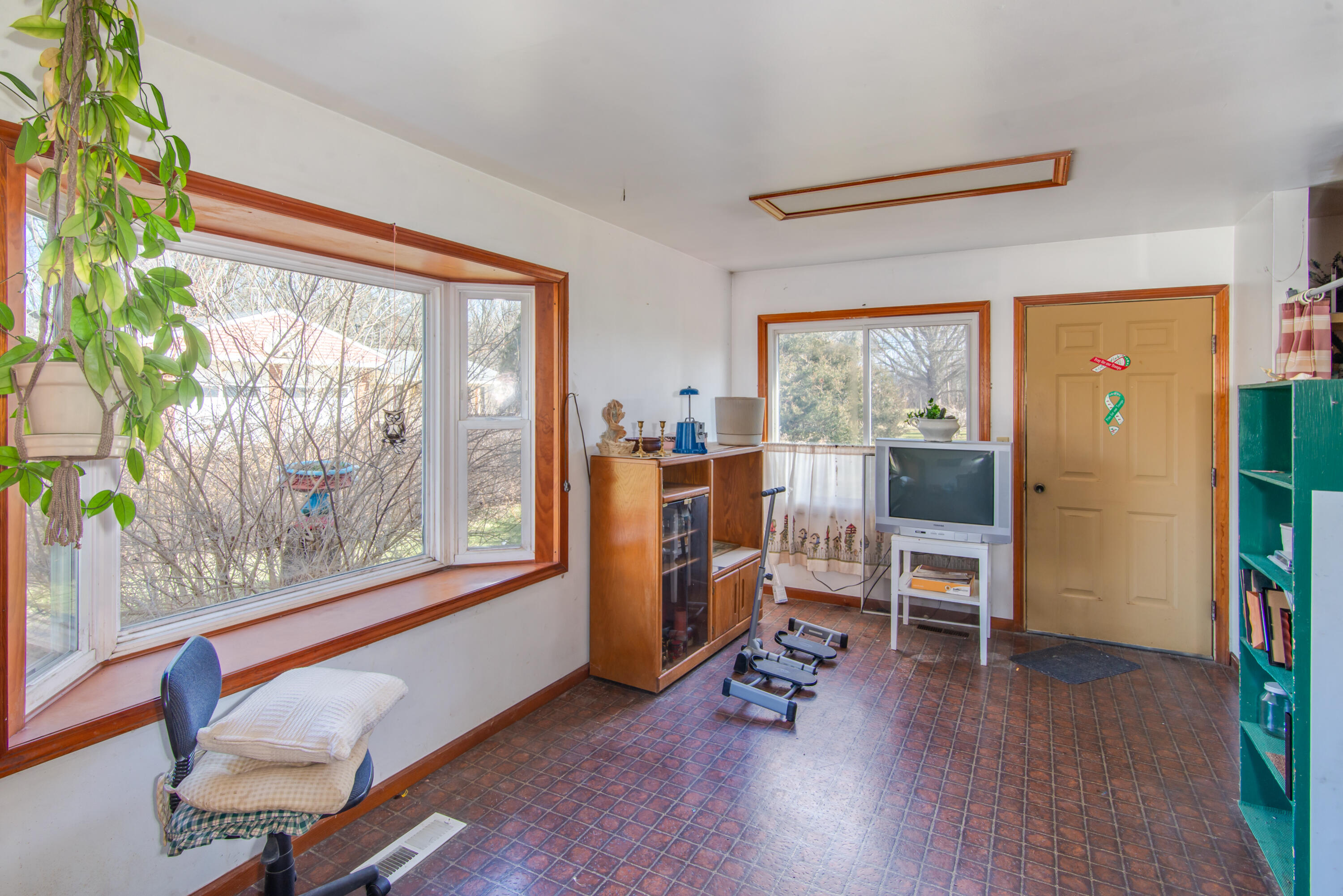 3121 Denton Road