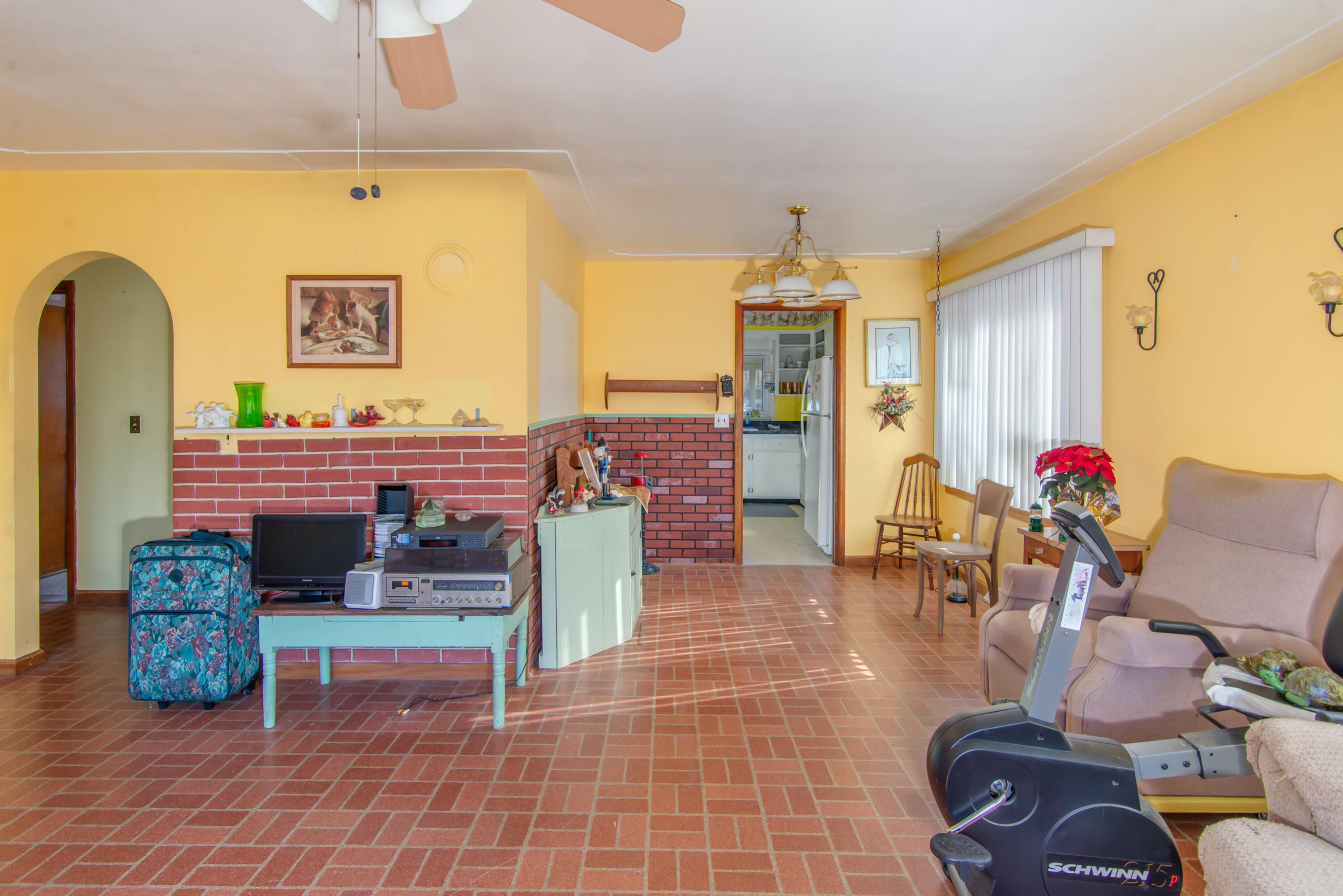 3121 Denton Road
