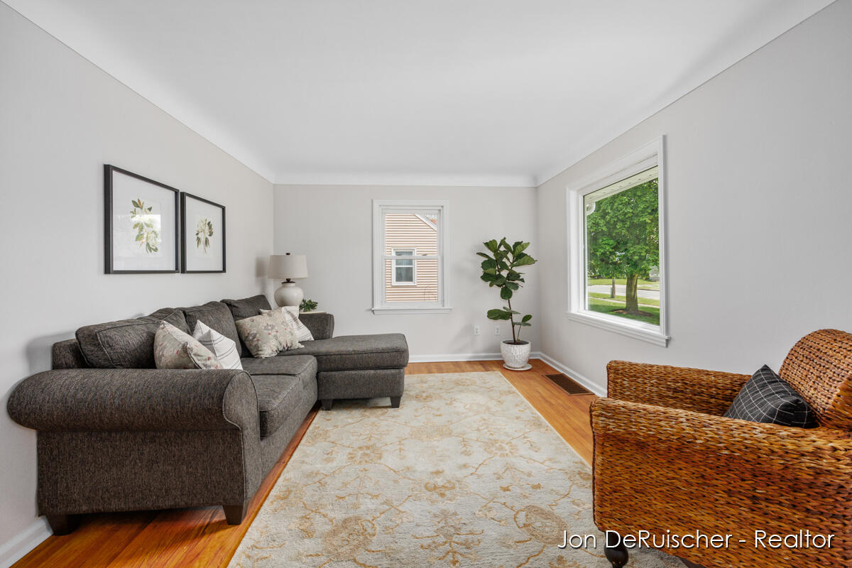929 Marcia Street SW