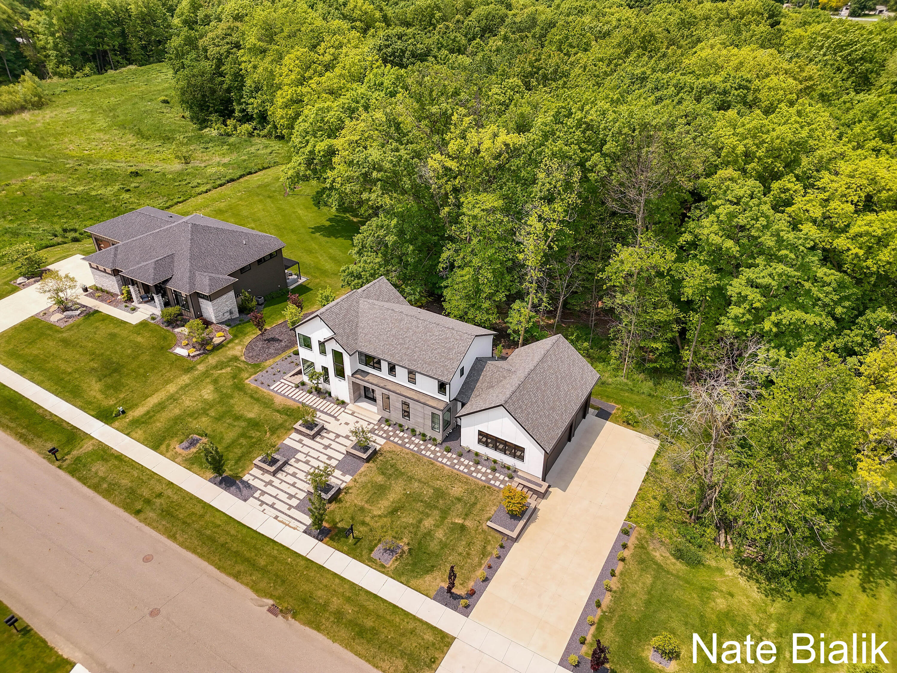 5587 Stonebridge Drive