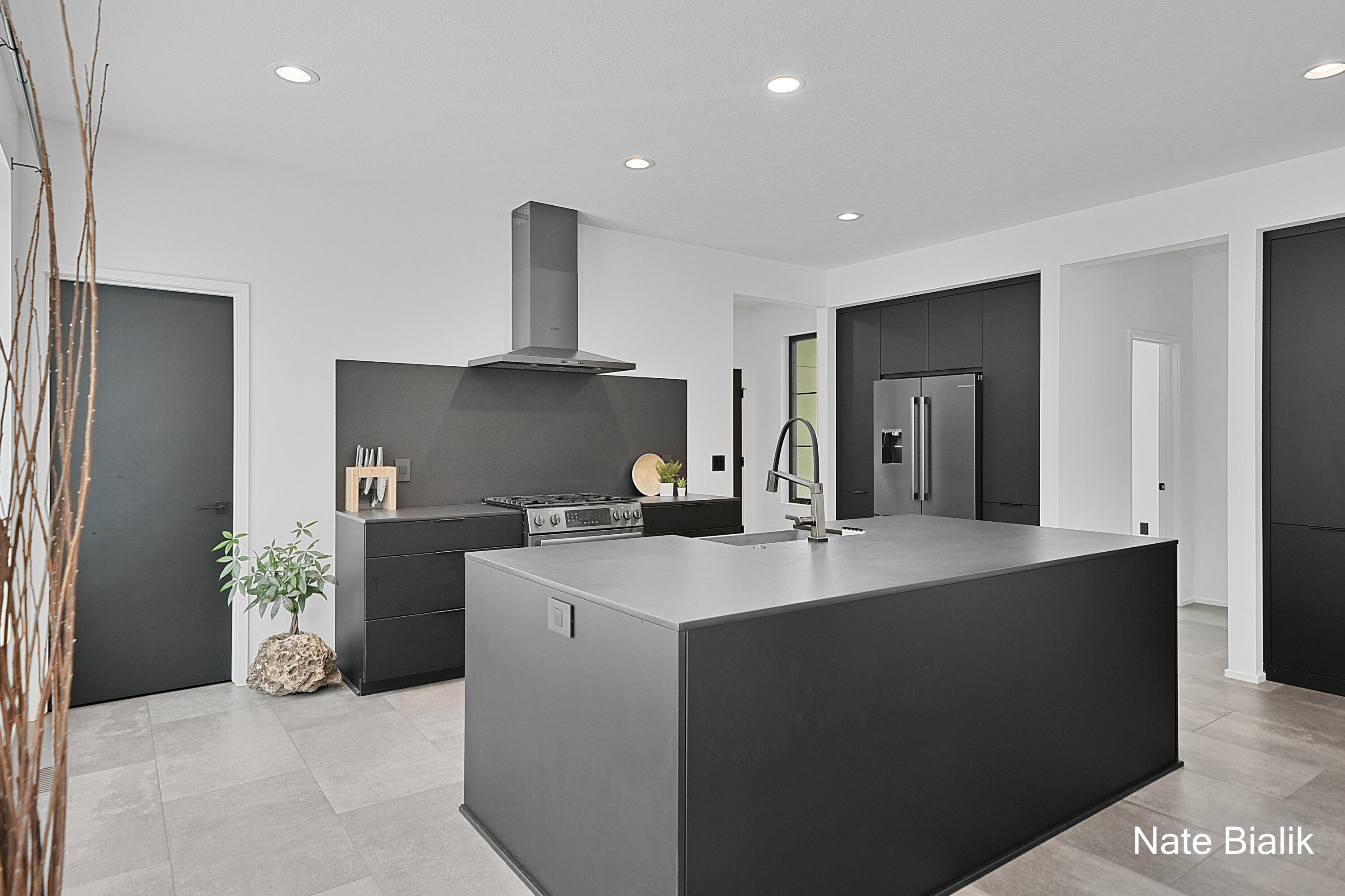 5587 Stonebridge Drive