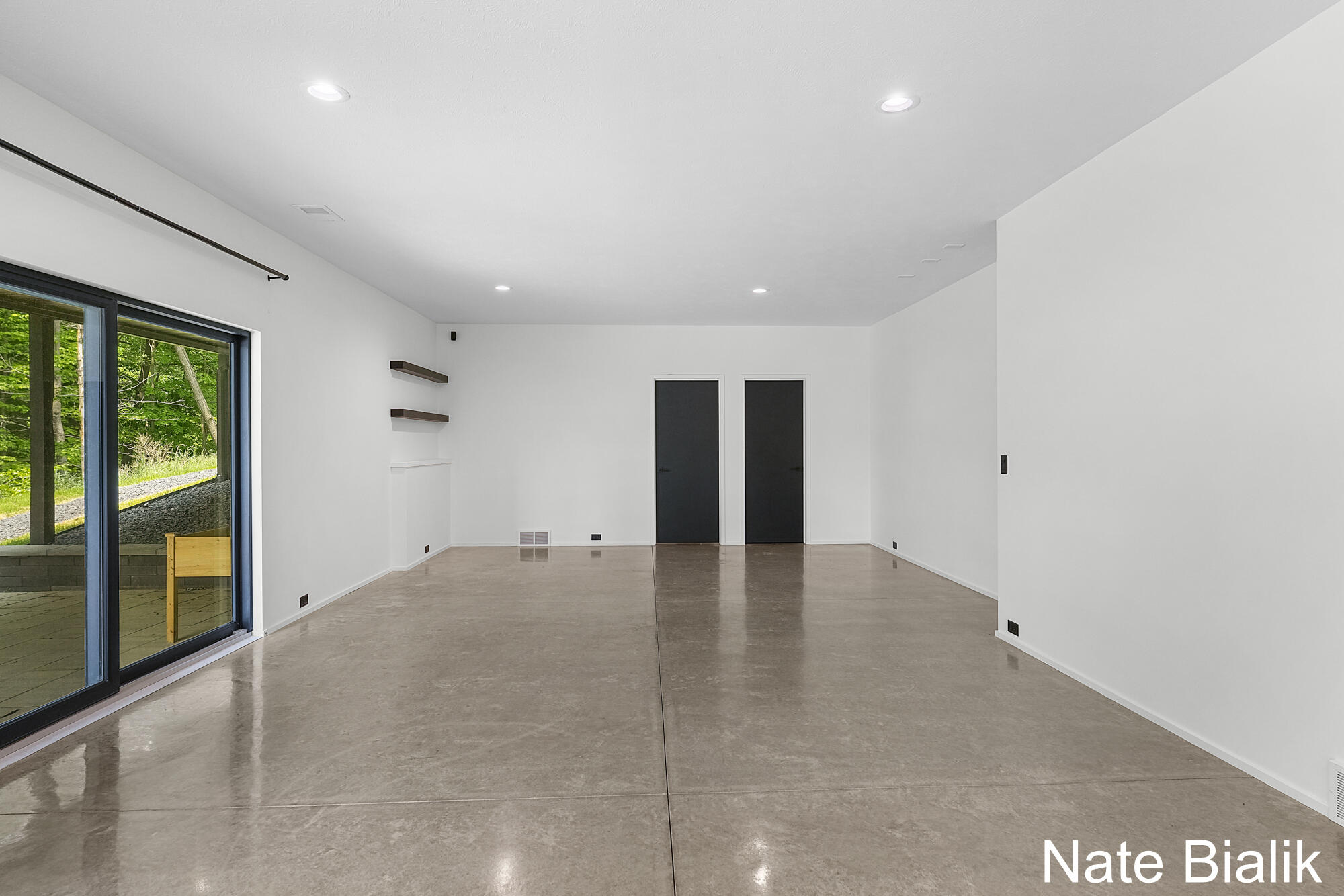 5587 Stonebridge Drive