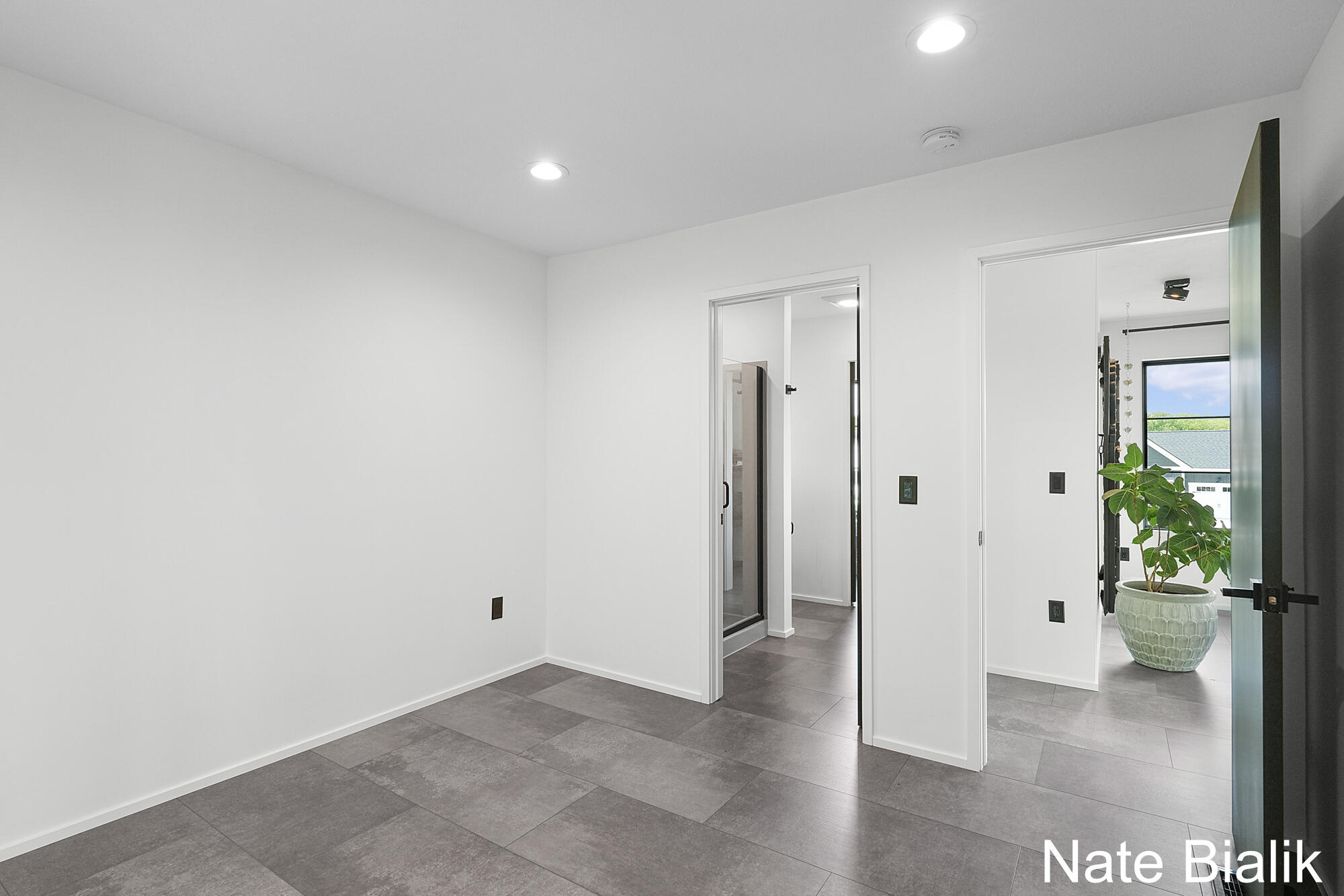 5587 Stonebridge Drive